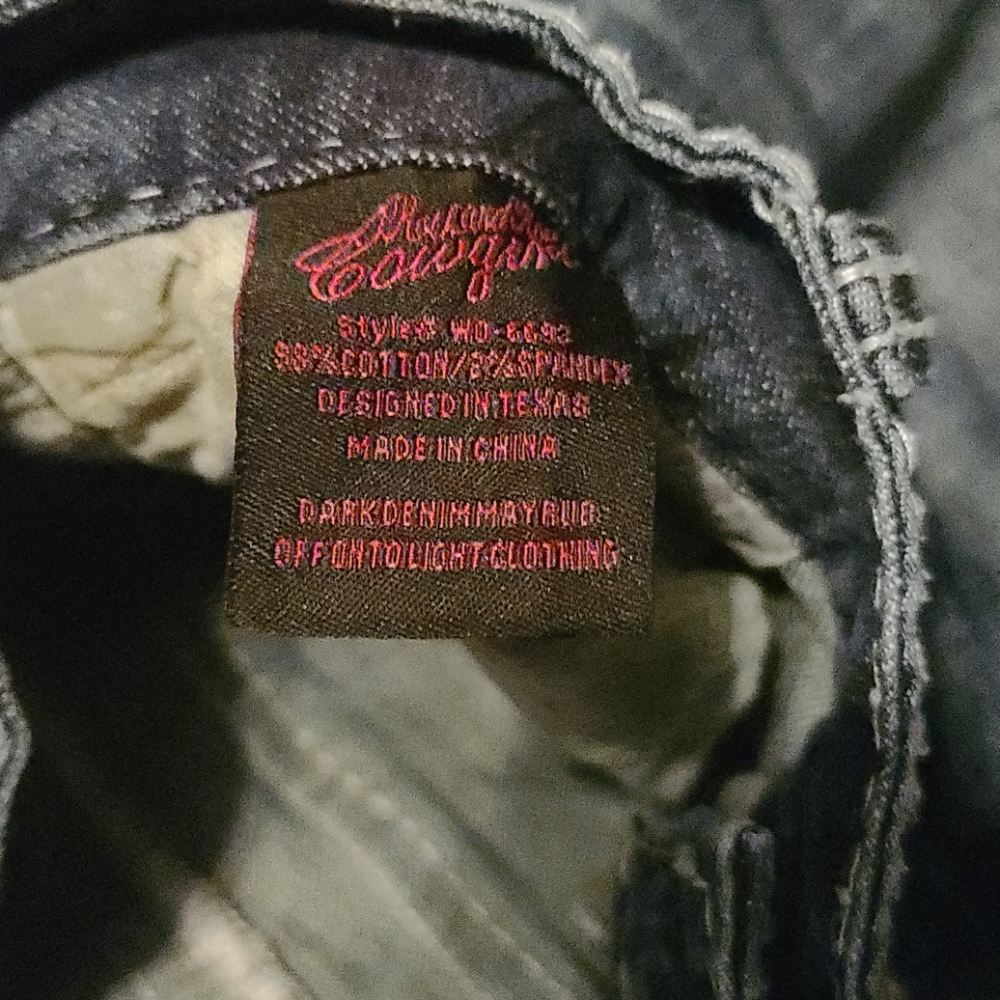Jeans - Picture 7 of 8